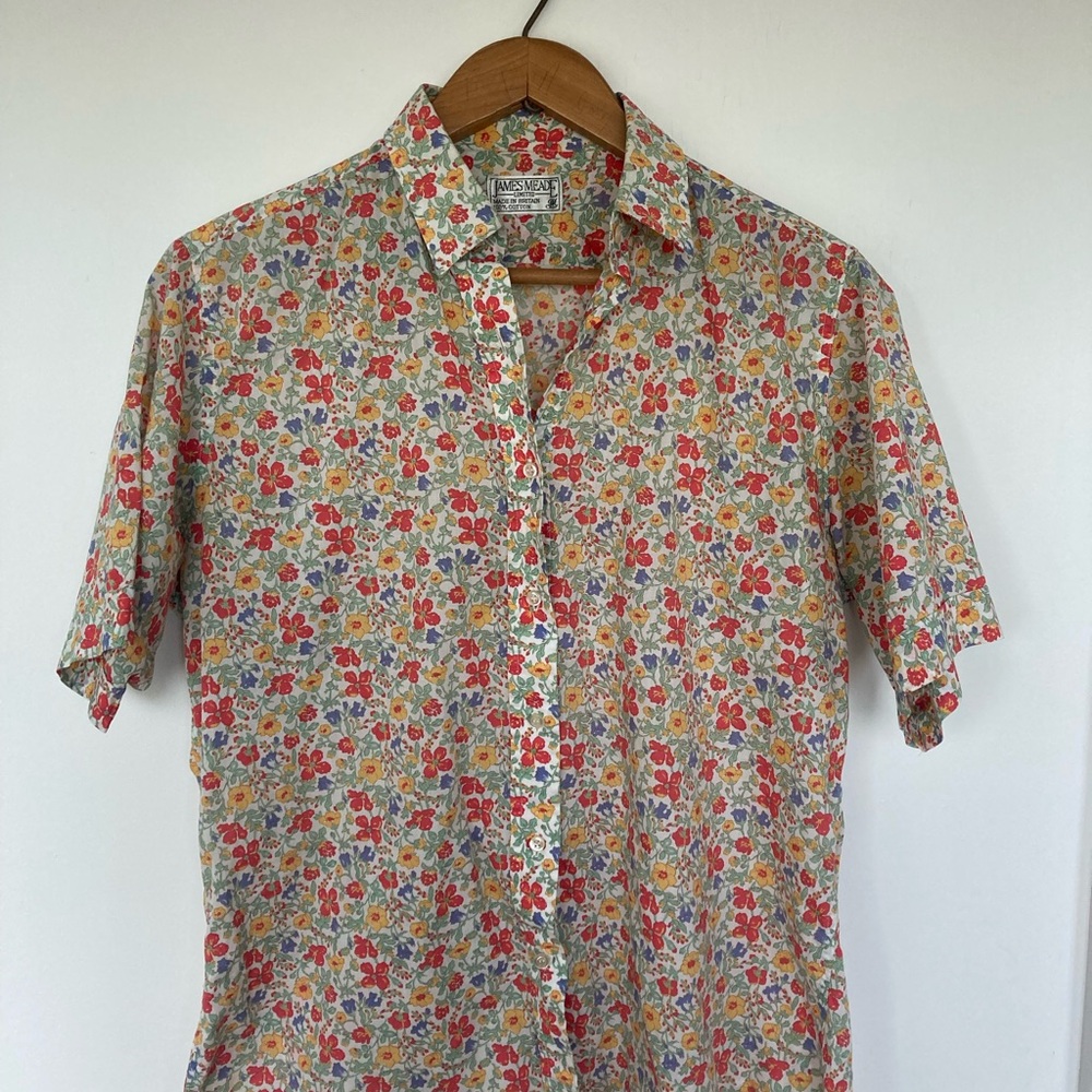Vintage Floral Cotton Blouse with Short Sleeves